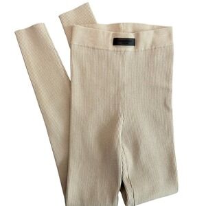 Essentials FOG Leggings Size M Thick Ribbed Sweater Knit EUC